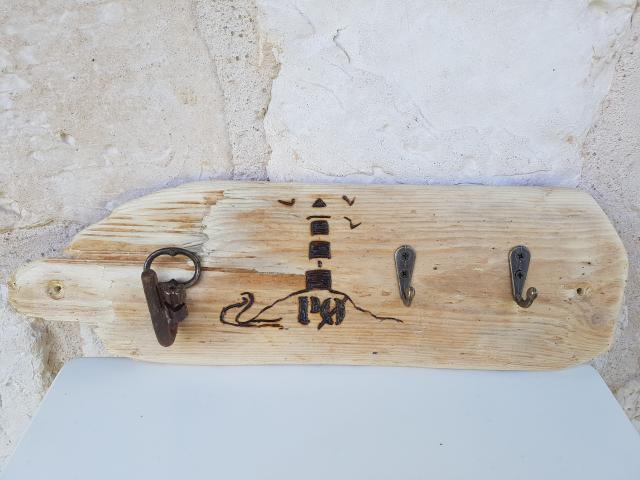  Accroche clés en bois flotté d'Oléron (avec une ancienne clé)