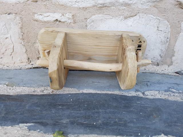Distributeur wc en bois flotté d'Oléron